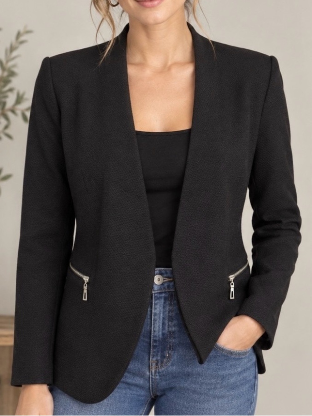 (READ) Lungo L’Arno Women’s Blazer Sz Medium Open Front Made In Italy Black